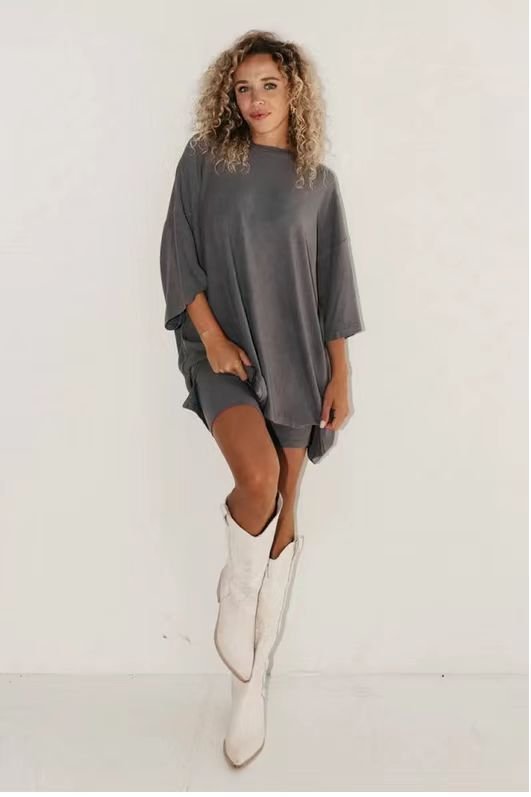 Women's Solid Color Loose T-Shirt & Tight Shorts Set - ROMANCE